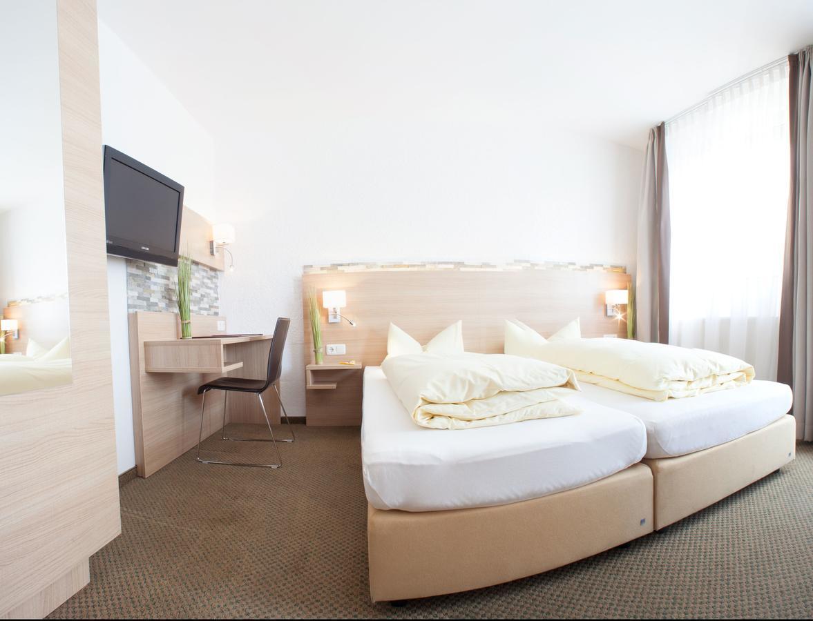 Hotel Vitis Erding Extérieur photo