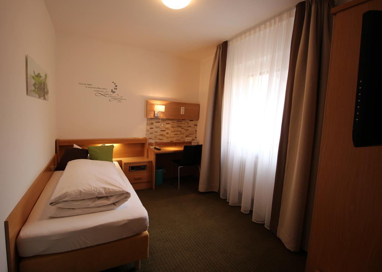 Hotel Vitis Erding Extérieur photo